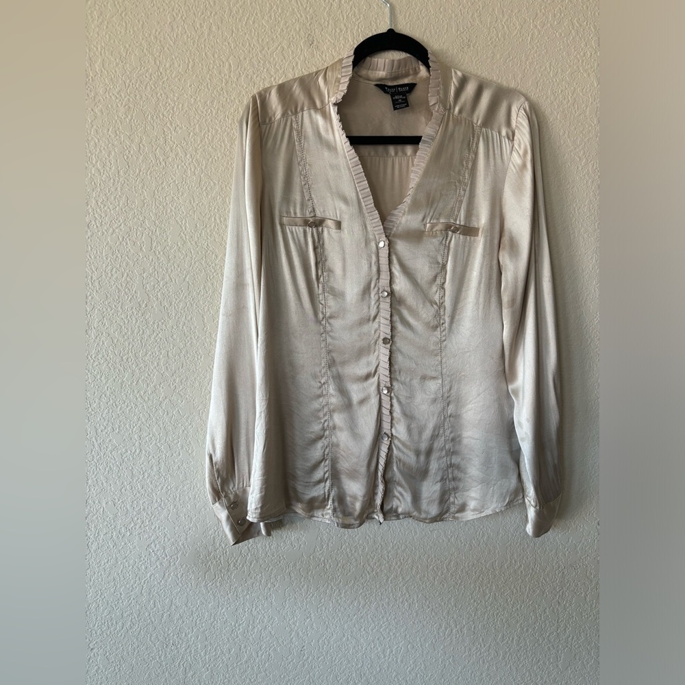 White House Black Market Champagne Silk Button Down women blouse 10